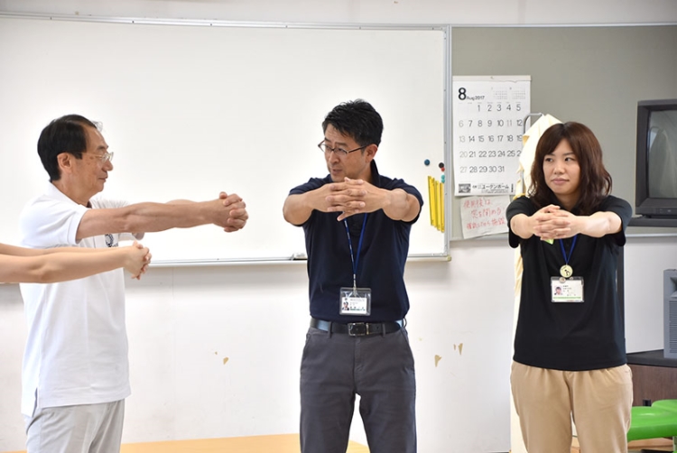 本学の若狭正彦教授が出演する市政広報テレビ番組「わがまち大好き秋田市長です」の収録が本学で行われました。